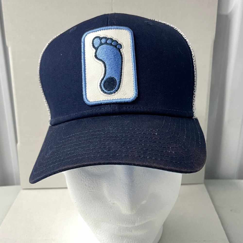 Nike UNC Tar Heels Classic99 Trucker Hat Navy Blue White AV7813-419 One Size